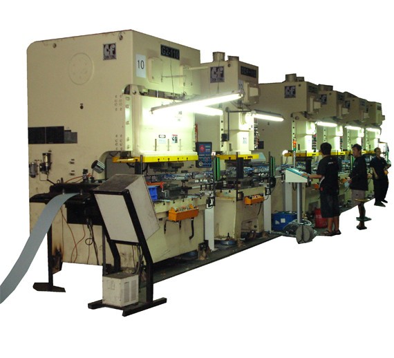 連桿式機(jī)械手：高效、穩(wěn)定、安全，沖壓加工行業(yè)的理想選擇