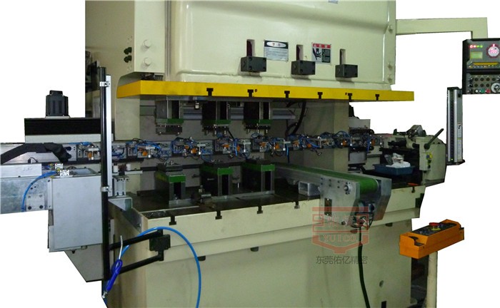 多工位連桿式機械手技術(shù)指南：特性解析與應(yīng)用要求