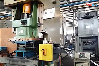 400厚板NC送料機，材料架，整平機